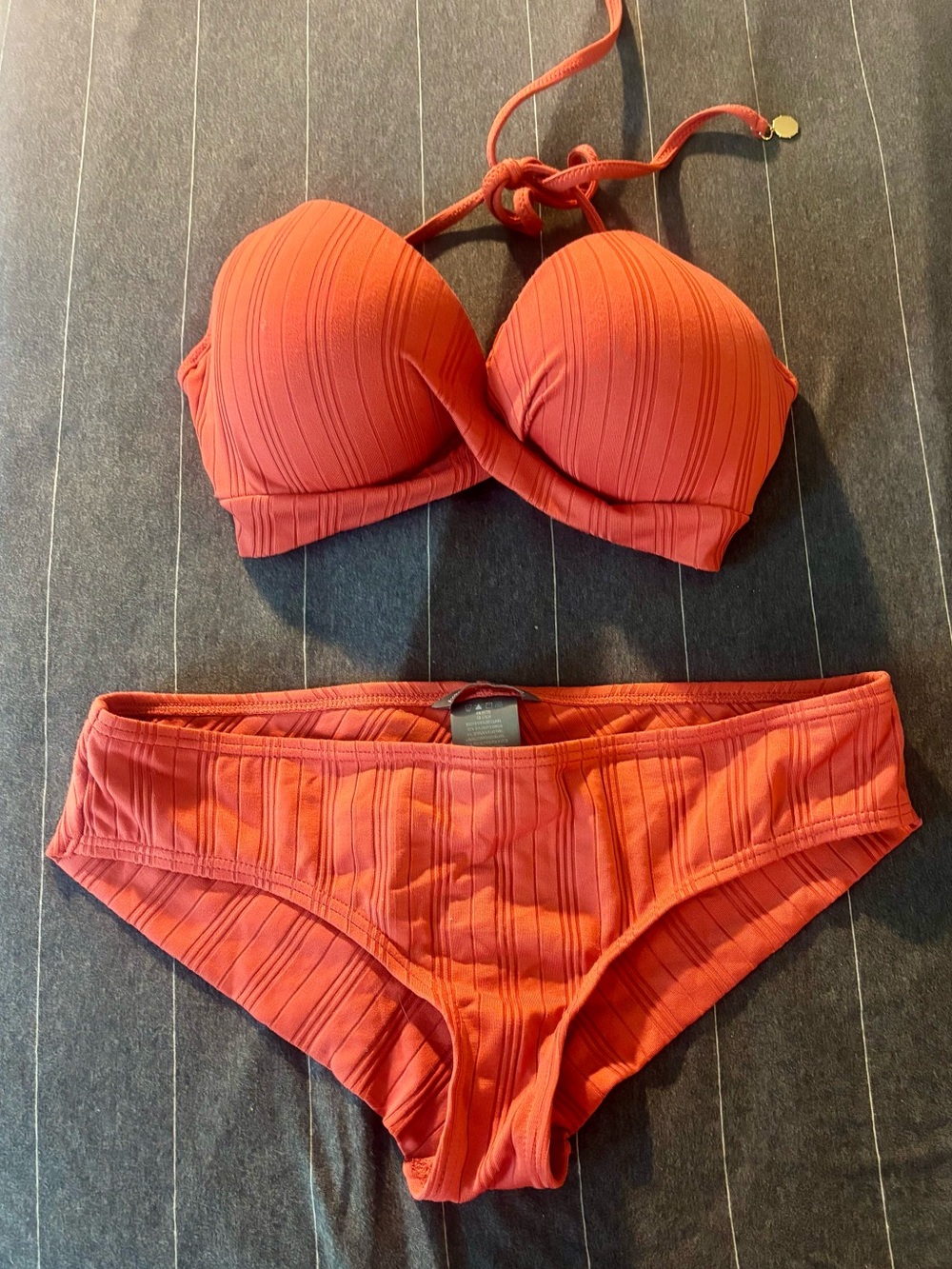 Vince Camuto Ribbed Terracotta Halter Bikini Set Size M